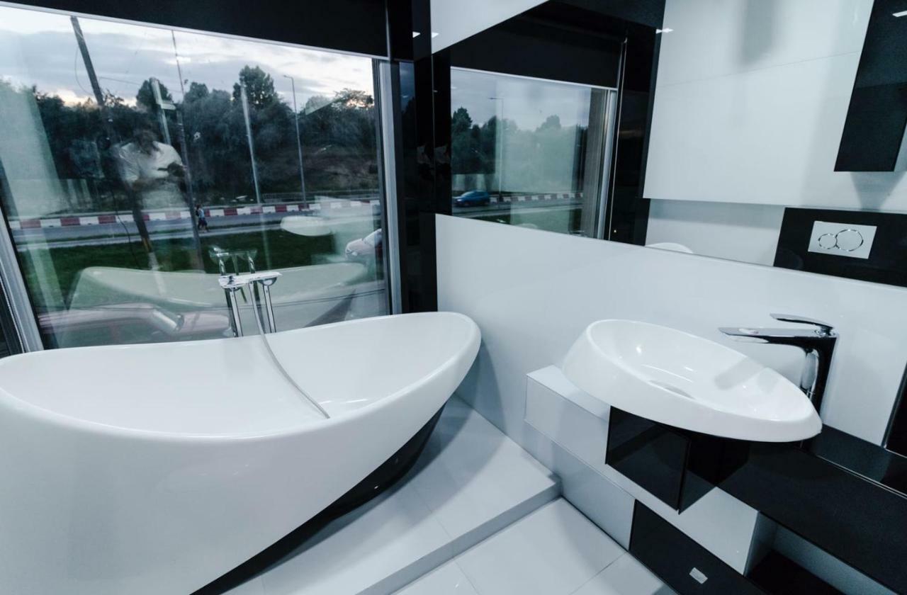 Ezra Luxury Apartments Năvodari Exteriör bild