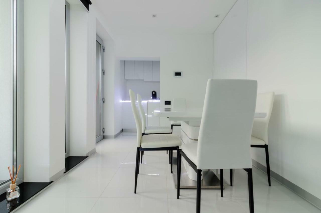 Ezra Luxury Apartments Năvodari Exteriör bild